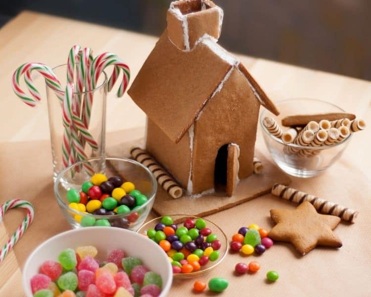 How To Assemble A Gingerbread House