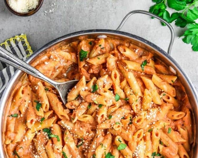 creamy tomato spinach pasta